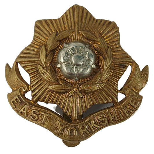 WW1 British East Yorkshire Cap Badge