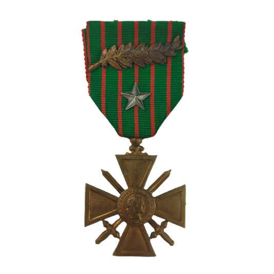 WW1 French Croix Du Guerre Medal With Palm And Star