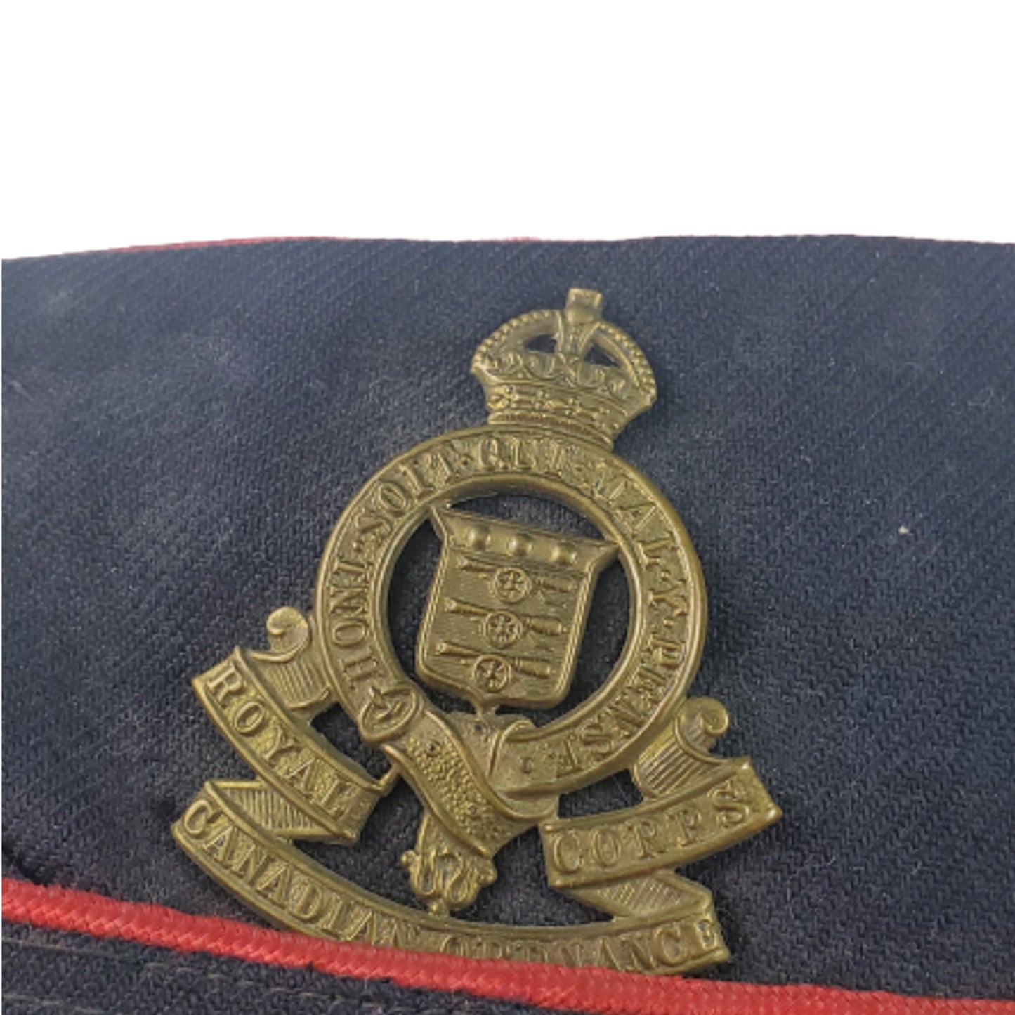 WW2 RCOC Royal Canadian Ordnance Corps CFSC Colored Field Service Cap With Badge