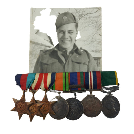 WW2 Canadian Medal Set With Photograph - Camerons Of Canada