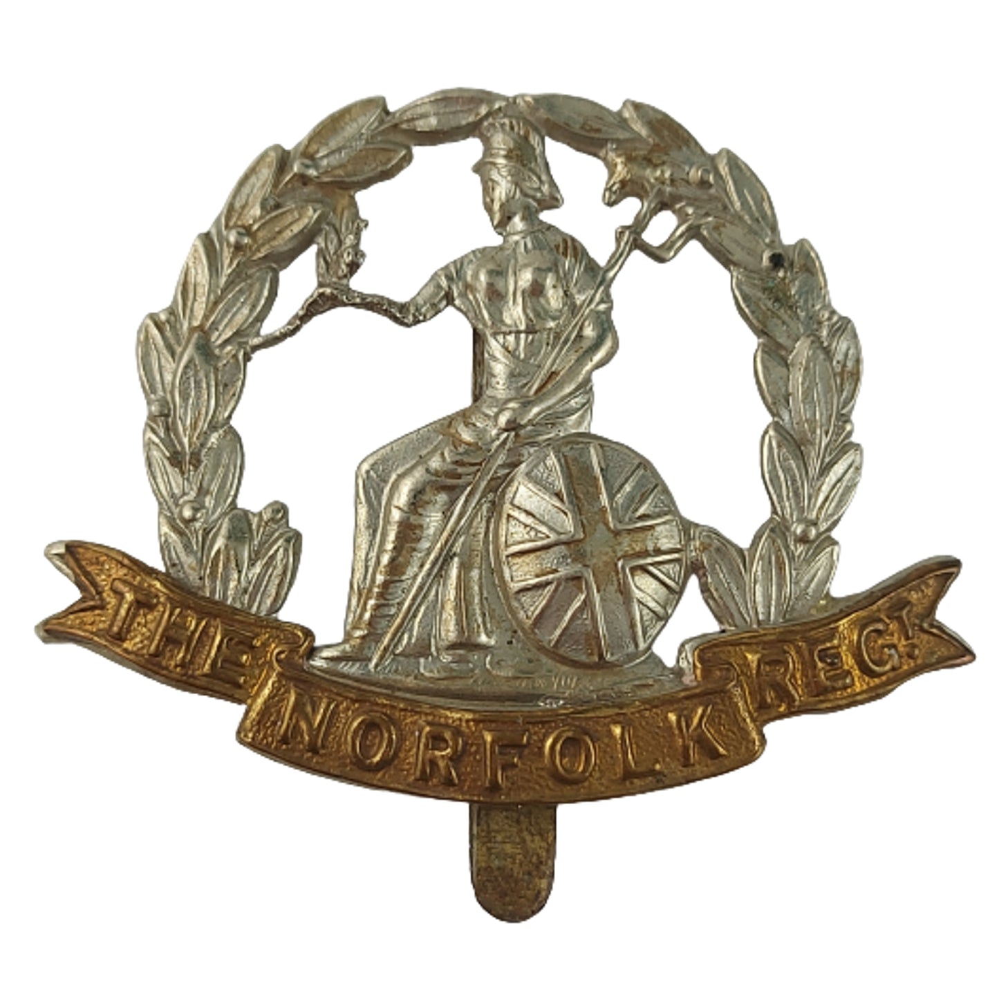 WW2 British Army Norfolk Regiment Cap Badge