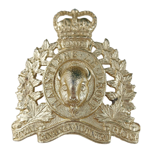 Royal Canadian Mounted Police RCMP Stay Brite Cap Badge