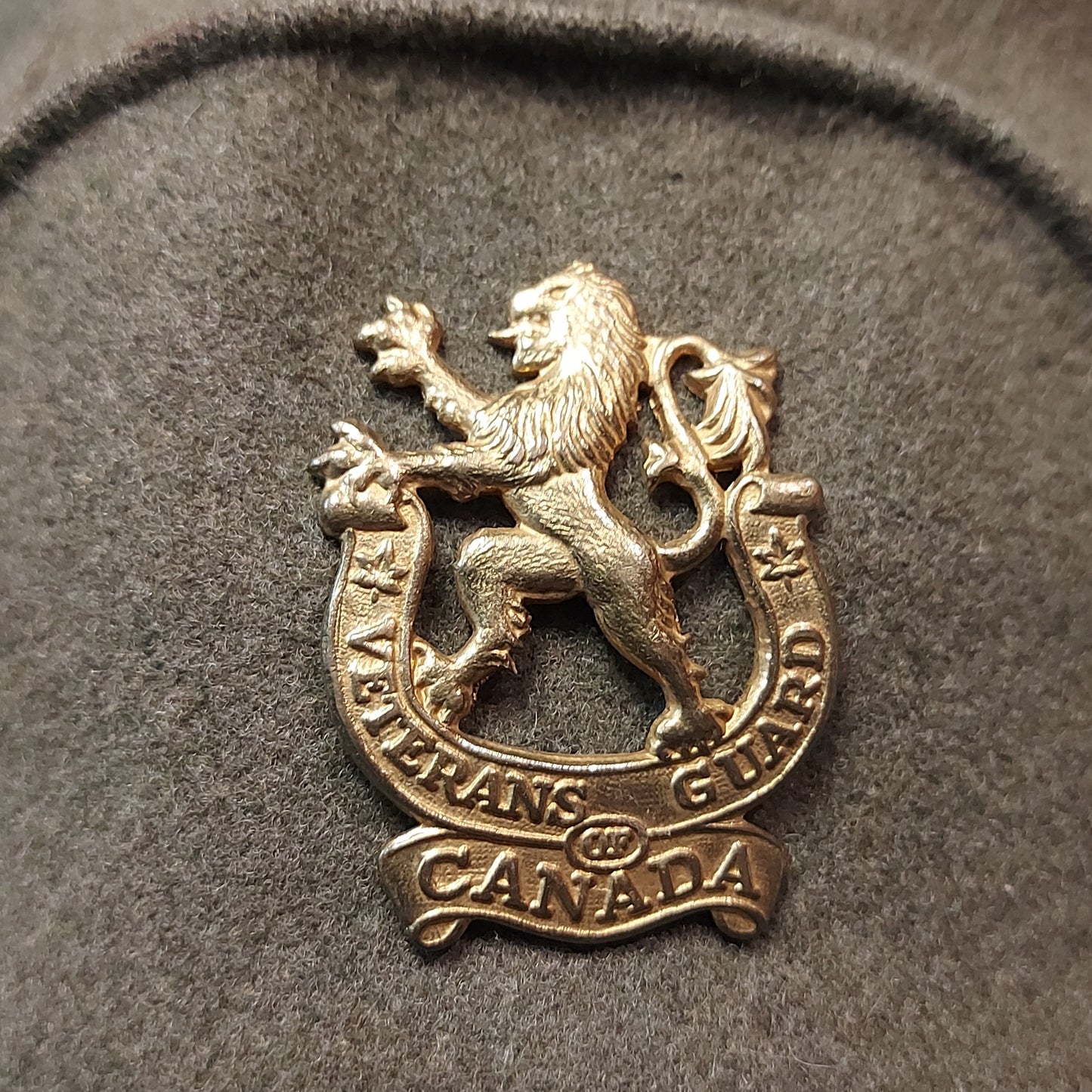 WW2 Veterans Guard Of Canadian Winter Brill Cap With Badge